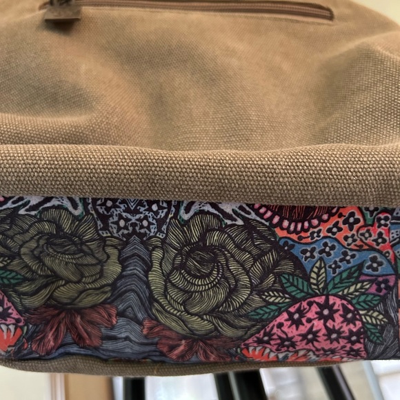 Butterfly black canvas floral bag satchel style. - Picture 6 of 7